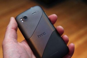 HTC400万像素手机拍照效果如何？（全面解析HTC400万像素相机的性能和特点）