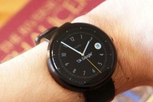 探索Moto360（揭秘Moto360的精彩功能与创新设计）