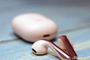 Eamey耳机（颠覆你对耳机的认知，尽享音乐新体验）